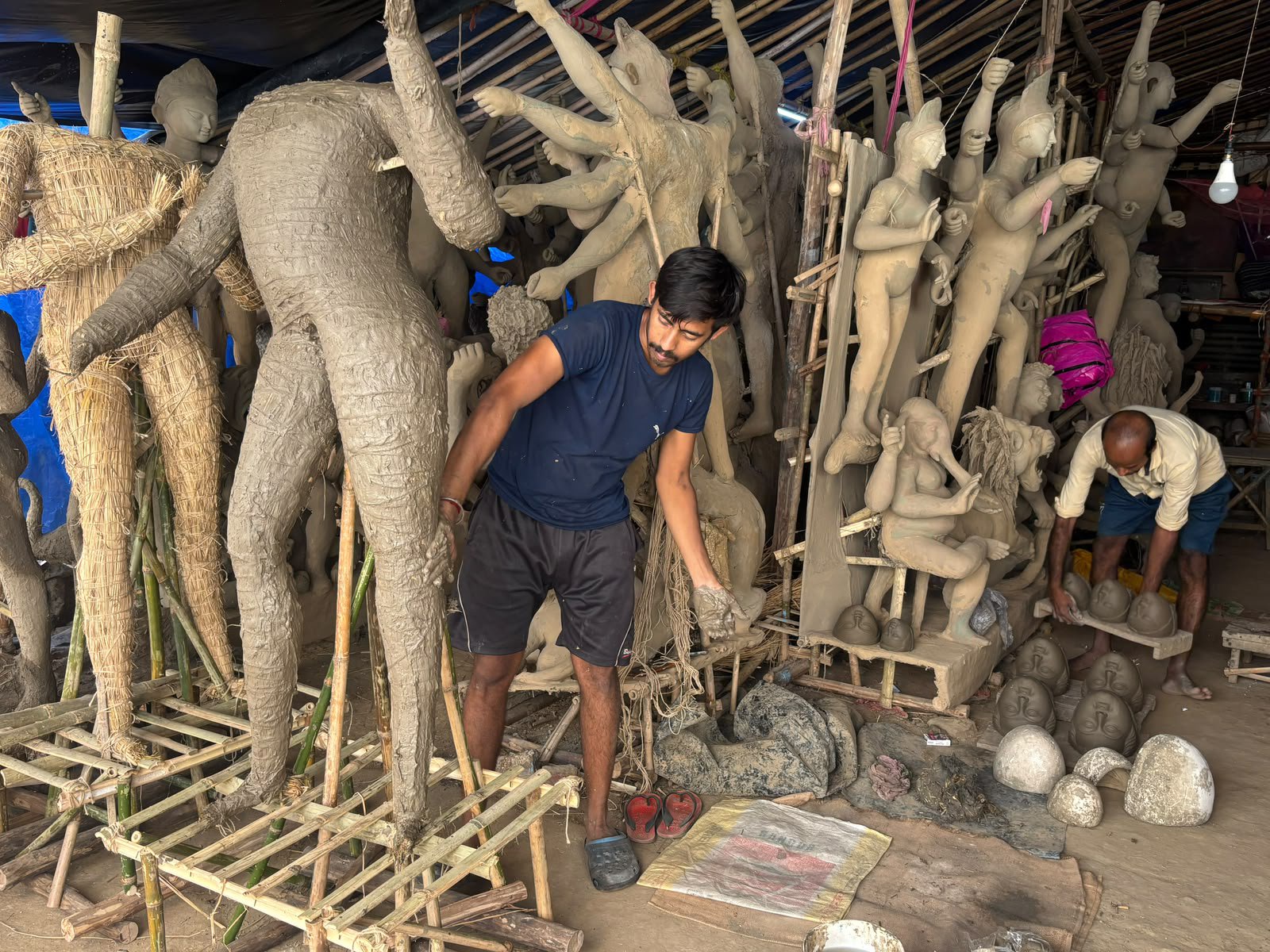 In an age of AI, Bengal’s artisan hands keep Delhi’s Durga Puja alive