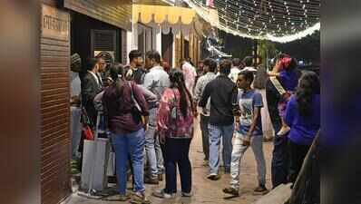 Festive spirit sets in: City restos & bars rake in the moolah as footfall goes up