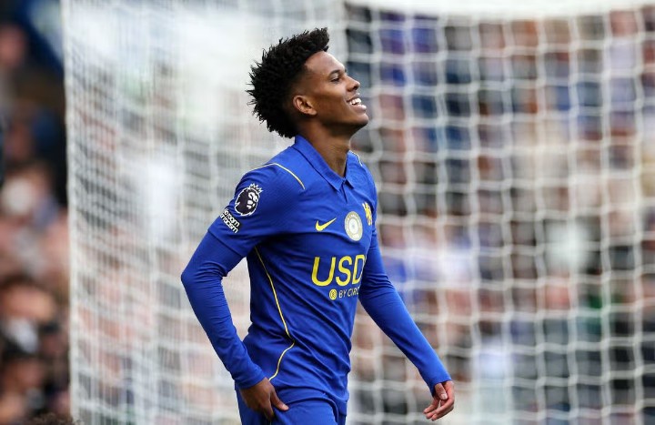Estevão Receives Blunt Chelsea Transfer Advice Despite Xabi Alonso’s Promise
