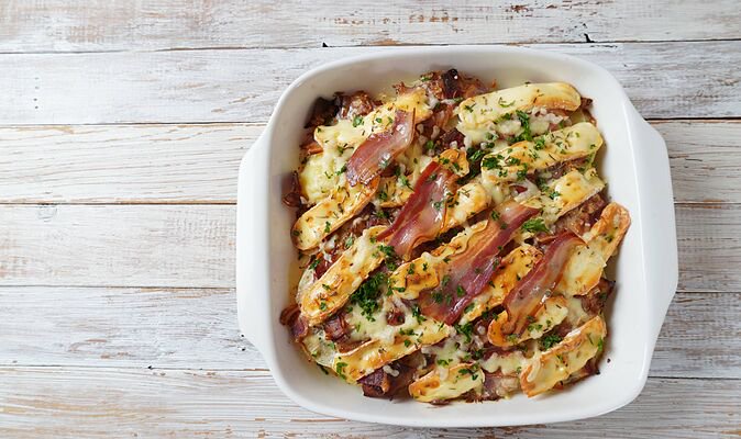 Mary Berry’s ‘super easy’ chicken traybake is perfect for families – ready in under 1 hour